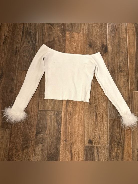 Forever 21 Tops - Off the shoulder White Top